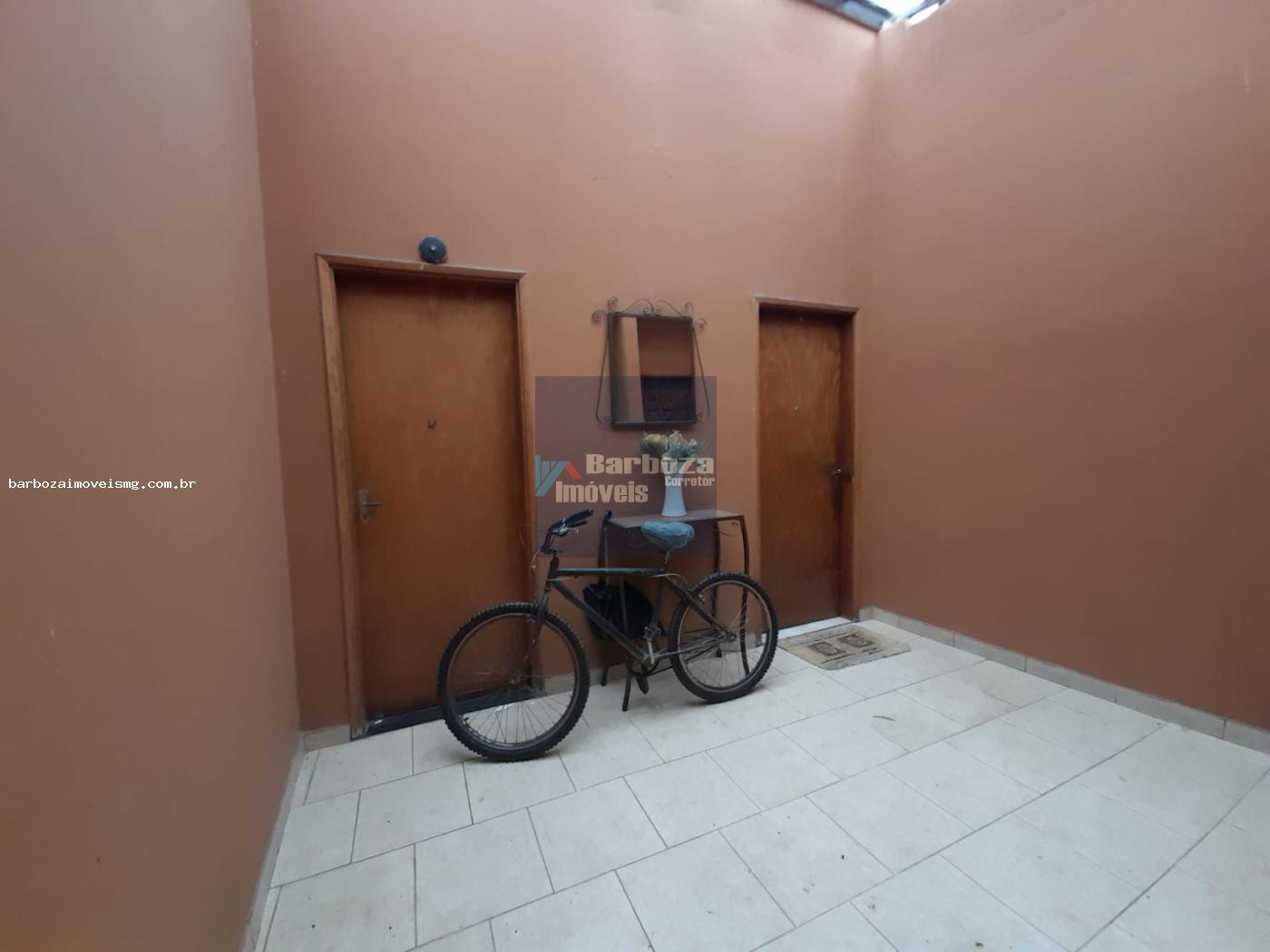 Apartamento para Locação, em São Lourenço, bairro Ramon, 2 dormitórios, 1 banheiro, 1 suíte
