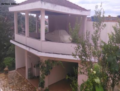 Casa para Venda, em São Lourenço, bairro Centro, 3 dormitórios, 3 banheiros, 1 suíte, 4 vagas
