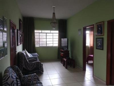 Casa para Venda, em São Lourenço, bairro Carioca, 2 dormitórios, 2 banheiros, 3 vagas