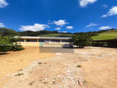 Stio para Venda, em Carmo de Minas, bairro Mumbuca, 6 dormitrios, 4 banheiros, 1 sute, 3 vagas